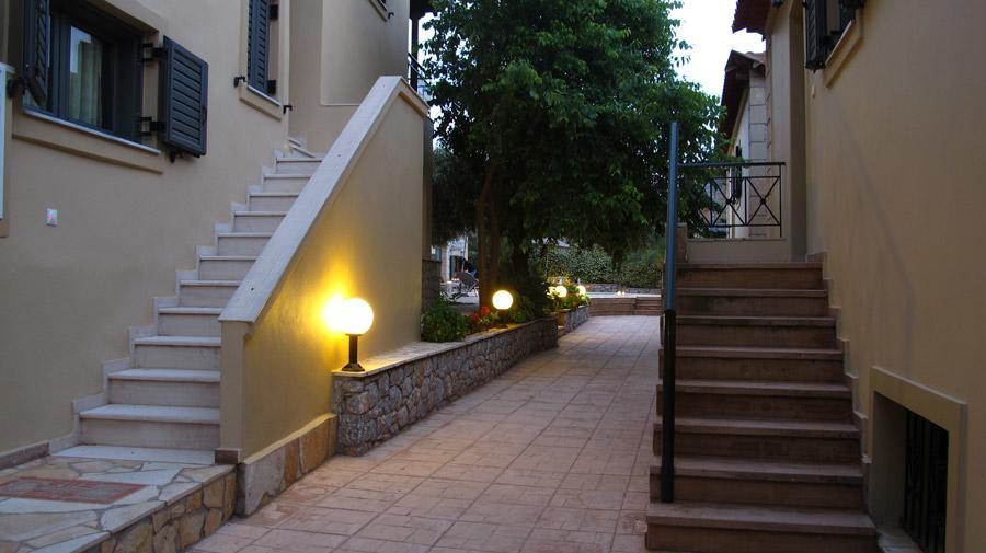 Finikes Apartments Stoúpa Extérieur photo